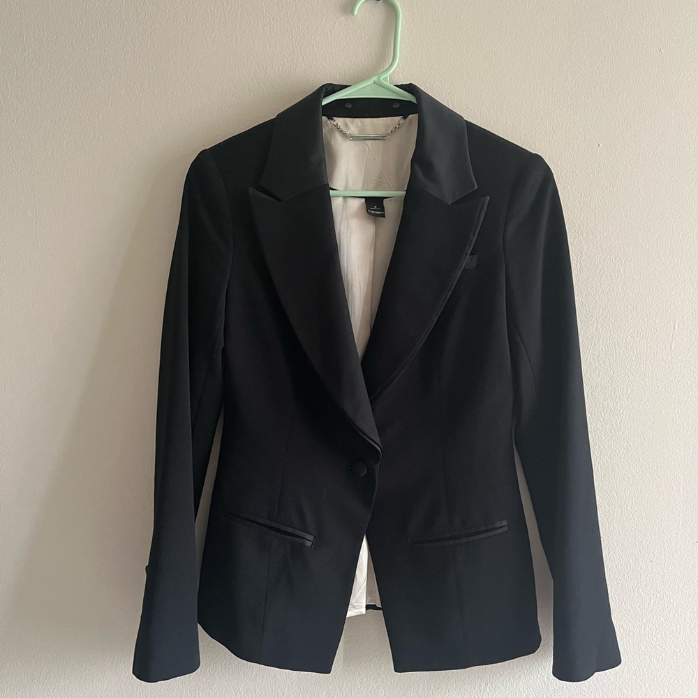 White House Black Market Black Blazer